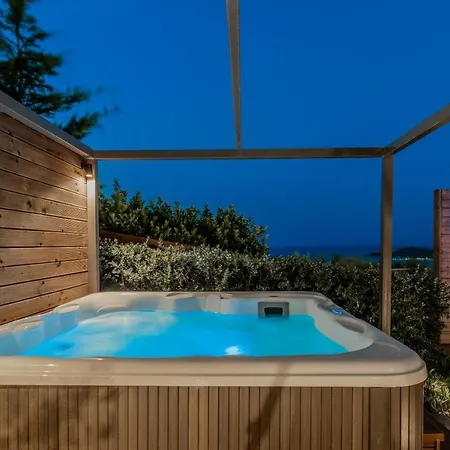 빌라 Artemis - Spectacular Views & Ideal For Large Groups, By Zantewize