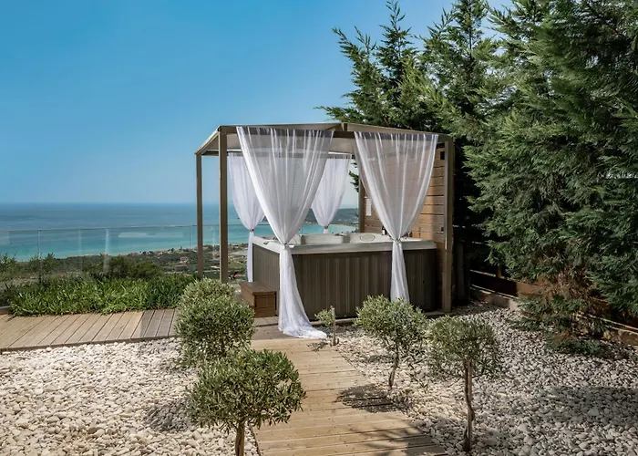 Artemis - Spectacular Views & Ideal For Large Groups, By Zantewize فيلة
