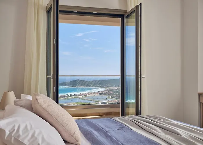 Artemis - Spectacular Views & Ideal For Large Groups, By Zantewize