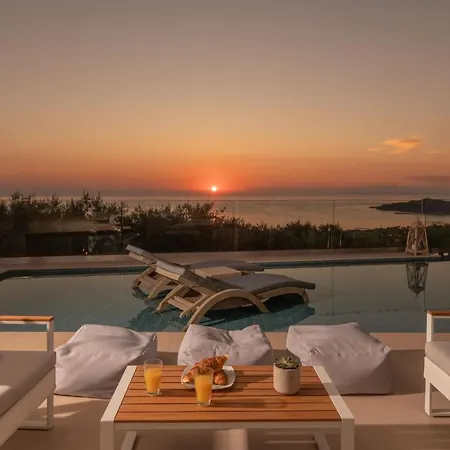 Artemis - Spectacular Views & Ideal For Large Groups, By Zantewize Villa *