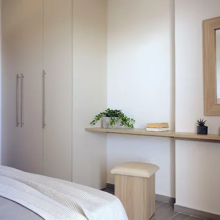 Artemis - Spectacular Views & Ideal For Large Groups, By Zantewize Villa