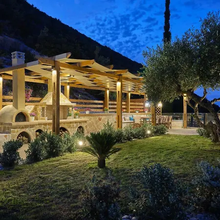 Artemis - Spectacular Views & Ideal For Large Groups, By Zantewize