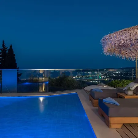 Artemis - Spectacular Views & Ideal For Large Groups, By Zantewize Villa *
