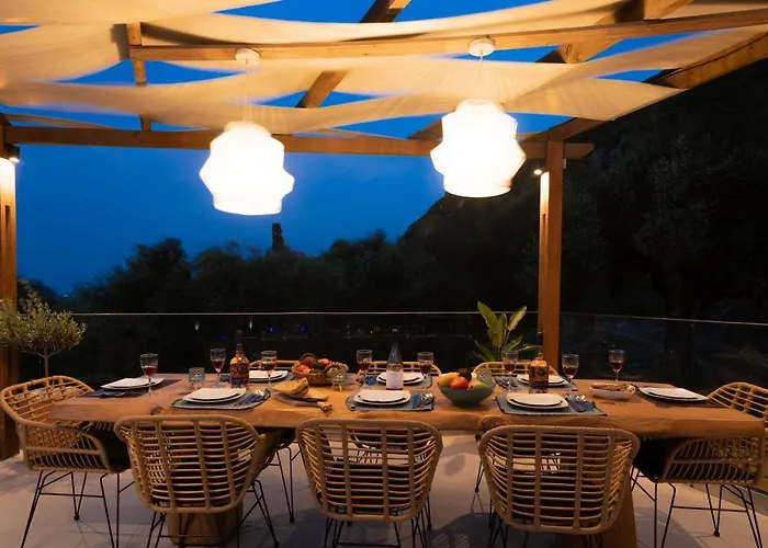 Artemis - Spectacular Views & Ideal For Large Groups, By Zantewize Villa *