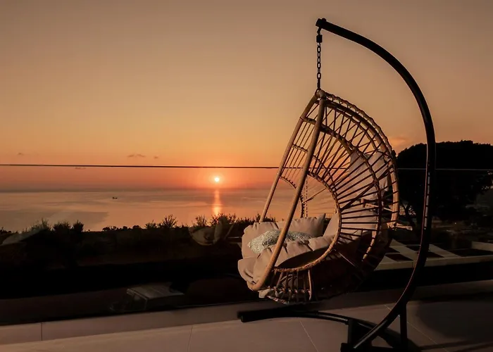 Artemis - Spectacular Views & Ideal For Large Groups, By Zantewize