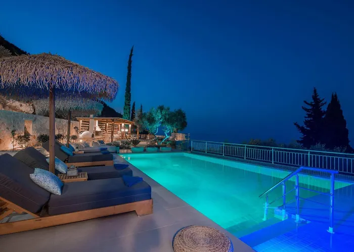 Artemis - Spectacular Views & Ideal For Large Groups, By Zantewize Villa